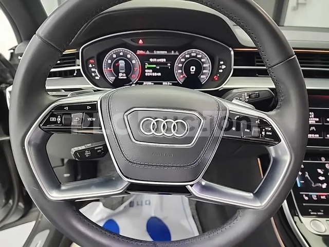 Audi A8 ДИСТРОНИК * ОБДУХВАНЕ * 360* KEYLESS - автомобили, коли, обяви за нови и употребявани 8