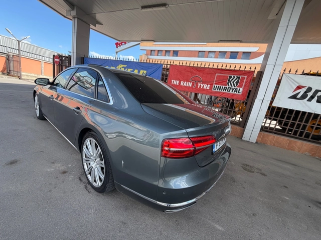 Audi A8 MATRIX* LONG* 3.0D* БАРТЕР - автомобили, коли, обяви за нови и употребявани 6