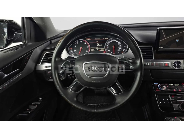 Audi A8 LONG* MATRIX* TV* ОБДУХ* МАСАЖ* АЛКАНТАРА* КРАЙНА - автомобили, коли, обяви за нови и употребявани 6