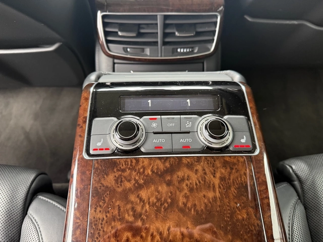 Audi A8 4.2TDI 351 ks - автомобили, коли, обяви за нови и употребявани 11