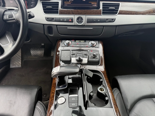 Audi A8 4.2TDI 351 ks - автомобили, коли, обяви за нови и употребявани 15