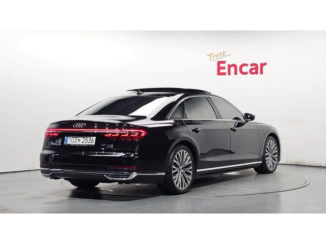 Audi A8 LWB* QUATTRO* 60TFSI* DISTRONIC* МАСАЖИ* 360* - автомобили, коли, обяви за нови и употребявани 2