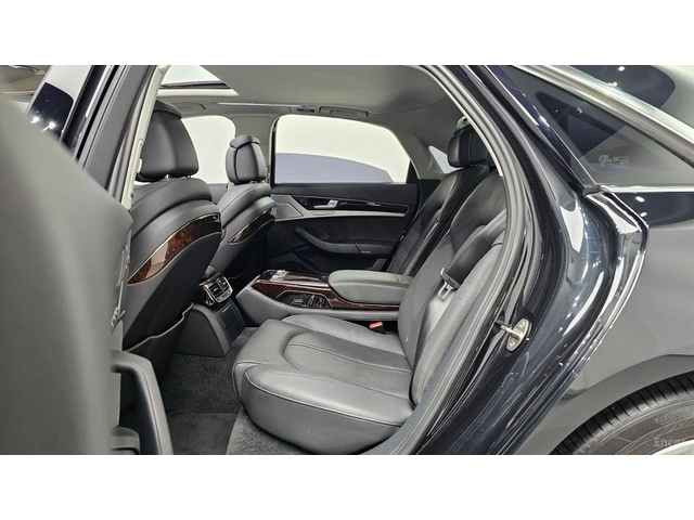Audi A8 4.2 TDI* QUATRRO* PANO* КОЖА* ПОДГРЕВ* ОБДУХВ* НАВ - автомобили, коли, обяви за нови и употребявани 11
