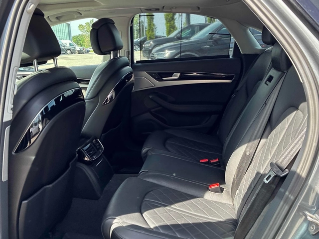 Audi A8 DISTRONIC* ОБДУХ* 360* МАСАЖ* 4.0T - автомобили, коли, обяви за нови и употребявани 9