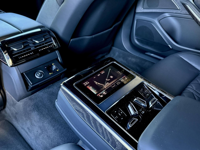 Audi A8 60TFSI/LONG/RSE/Панорама/Обдухване/Sline/HuD - автомобили, коли, обяви за нови и употребявани 9