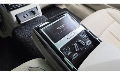 Audi A8 55 TFSI Quattro LWB | HUD | 360  Камера | Massage - автомобили, коли, обяви за нови и употребявани 11