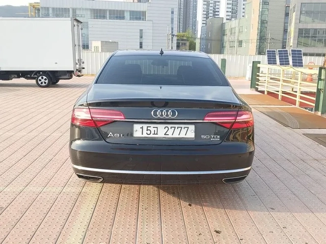 Audi A8 3.0 TDI Quattro - САМО 30% АВАНС - автомобили, коли, обяви за нови и употребявани 4