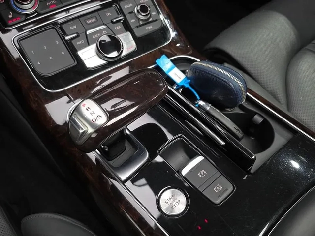 Audi A8 4.2 TDI Quattro - САМО 30% АВАНС - автомобили, коли, обяви за нови и употребявани 8