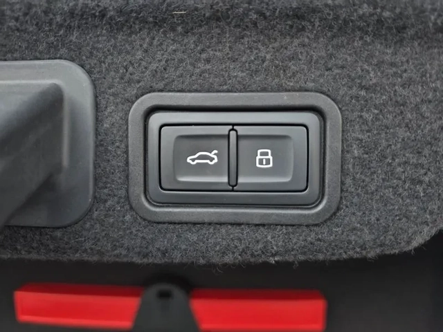 Audi A8 4.2 TDI Quattro - САМО 30% АВАНС - автомобили, коли, обяви за нови и употребявани 15