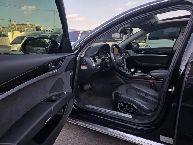 Audi A8 4.2 TDI Quattro - САМО 30% АВАНС - автомобили, коли, обяви за нови и употребявани 6