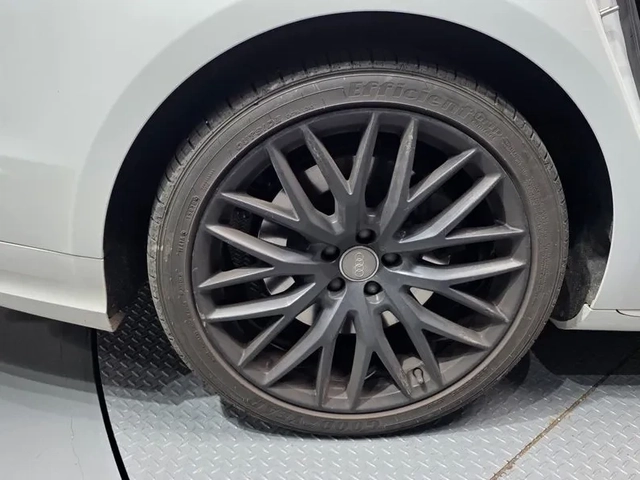 Audi A8 3.0 TDI Quattro - автомобили, коли, обяви за нови и употребявани 4