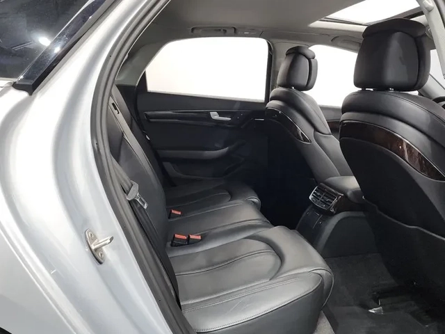 Audi A8 3.0 TDI Quattro - автомобили, коли, обяви за нови и употребявани 11