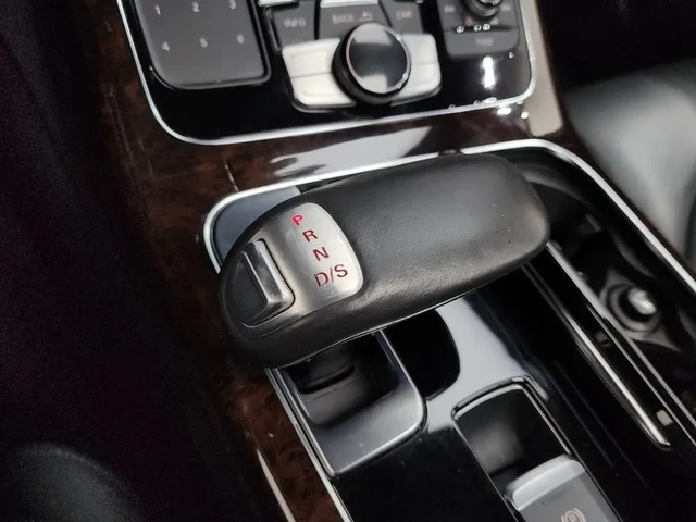 Audi A8 3.0 TDI Quattro - автомобили, коли, обяви за нови и употребявани 8