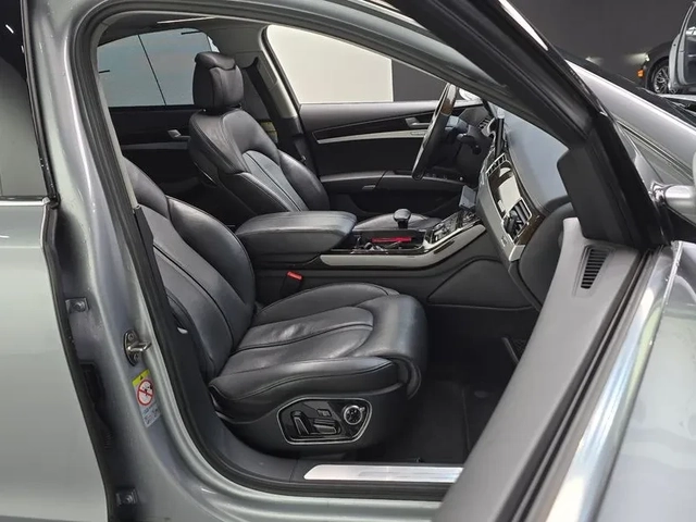 Audi A8 4.2 TDI QUATTRO - автомобили, коли, обяви за нови и употребявани 11