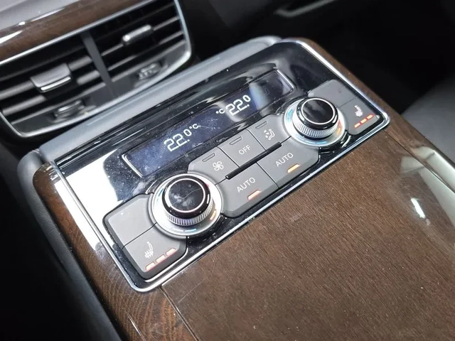 Audi A8 4.2 TDI QUATTRO - автомобили, коли, обяви за нови и употребявани 16