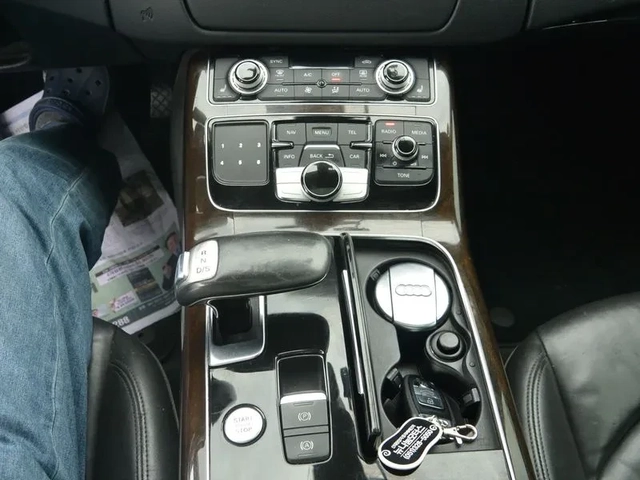 Audi A8 3.0 TDI Quattro - автомобили, коли, обяви за нови и употребявани 16