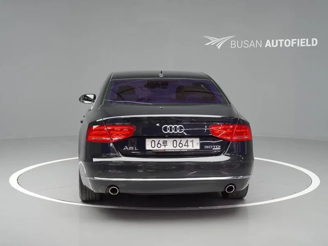 Audi A8 3.0 TDI Quattro - автомобили, коли, обяви за нови и употребявани 9