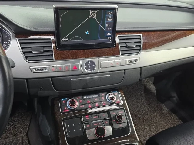 Audi A8 4.2 TDI QUATTRO - автомобили, коли, обяви за нови и употребявани 13