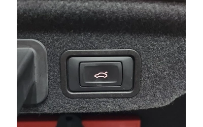 Audi A8 3.0 TDI Quattro - автомобили, коли, обяви за нови и употребявани 16