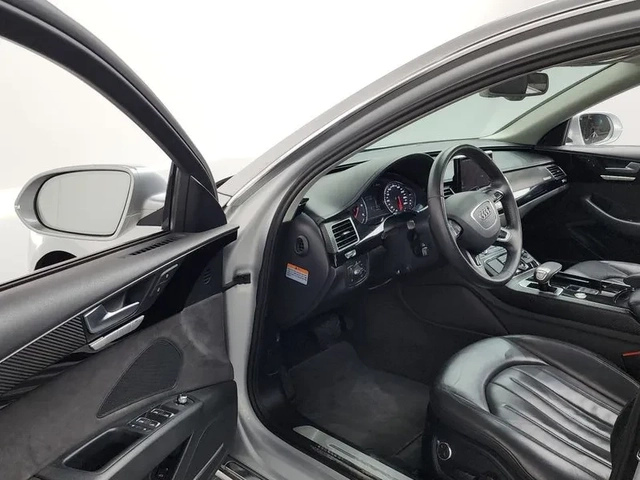 Audi A8 3.0 TDI Quattro - автомобили, коли, обяви за нови и употребявани 9