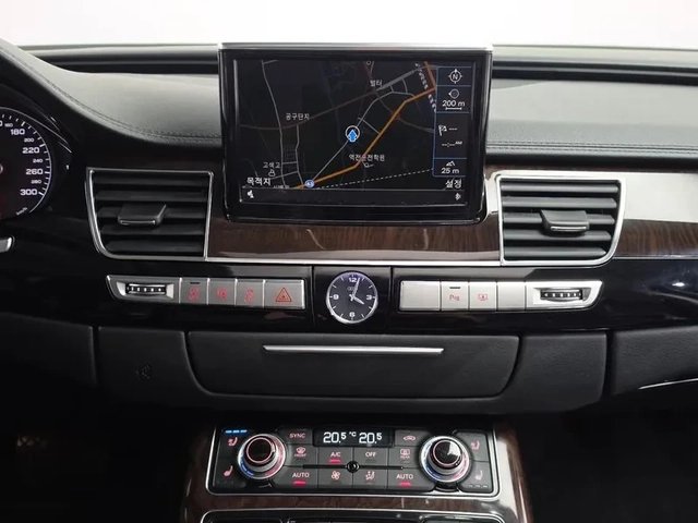 Audi A8 3.0 TDI Quattro - автомобили, коли, обяви за нови и употребявани 12