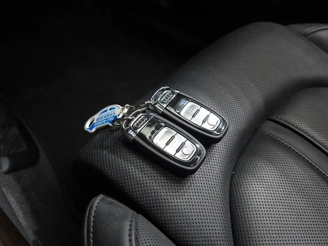 Audi A8 3.0 TDI Quattro - автомобили, коли, обяви за нови и употребявани 15