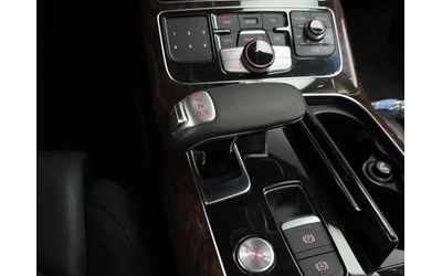 Audi A8 3.0 TDI Quattro - автомобили, коли, обяви за нови и употребявани 8