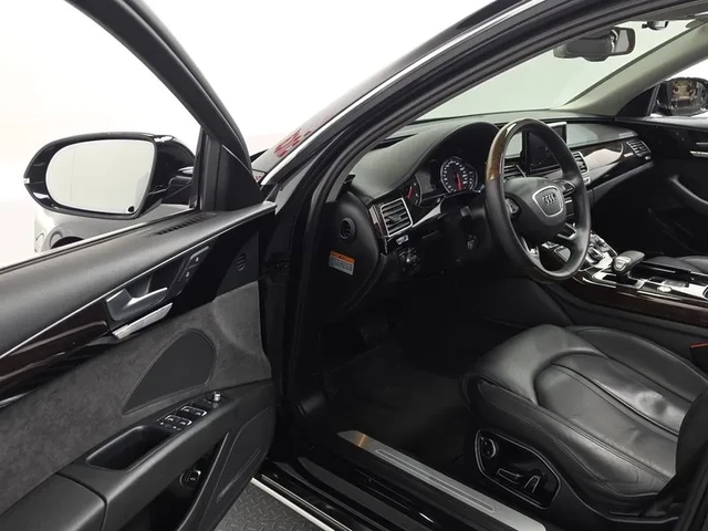Audi A8 3.0 TDI Quattro - автомобили, коли, обяви за нови и употребявани 9