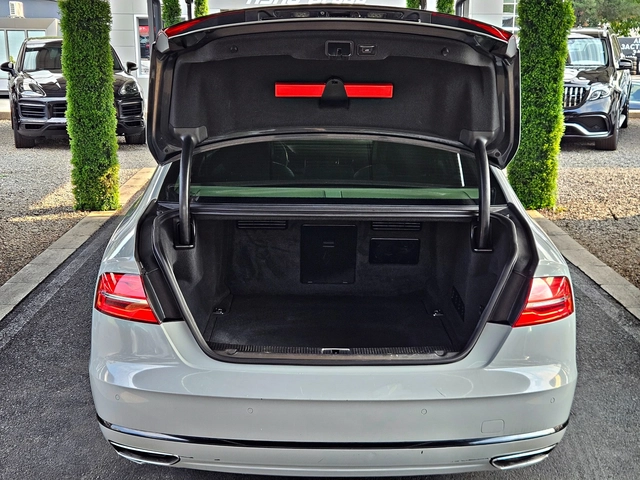 Audi A8 MATRIX/NARDO GREY/BOSE/CAMERA/ПОДГРЕВ/AMBIENT/LIZI - автомобили, коли, обяви за нови и употребявани 6