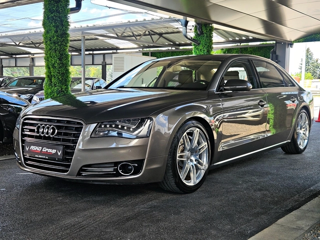 Audi A8 L/4.2TDI/TV/DISTR/BOSE/CAMERA/ОБДУХ/МАСАЖ/ВАКУМ/LI - автомобили, коли, обяви за нови и употребявани 0