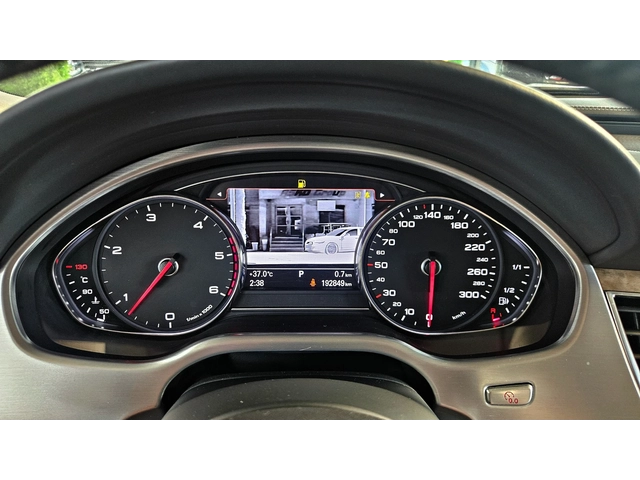 Audi A8 L/4.2TDI/TV/DISTR/BOSE/CAMERA/ОБДУХ/МАСАЖ/ВАКУМ/LI - автомобили, коли, обяви за нови и употребявани 10