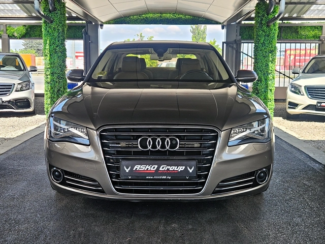 Audi A8 L/4.2TDI/TV/DISTR/BOSE/CAMERA/ОБДУХ/МАСАЖ/ВАКУМ/LI - автомобили, коли, обяви за нови и употребявани 1