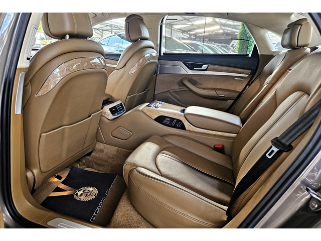 Audi A8 L/4.2TDI/TV/DISTR/BOSE/CAMERA/ОБДУХ/МАСАЖ/ВАКУМ/LI - автомобили, коли, обяви за нови и употребявани 9