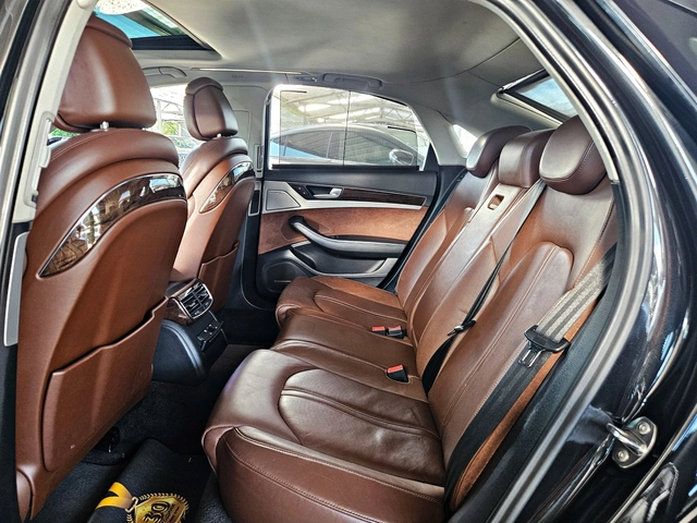Audi A8 4.2TDI/ТV/DISTR/МАСАЖ/NIGHT/ОБДУХ/BOSE/АMBIENT/LIZ - автомобили, коли, обяви за нови и употребявани 15