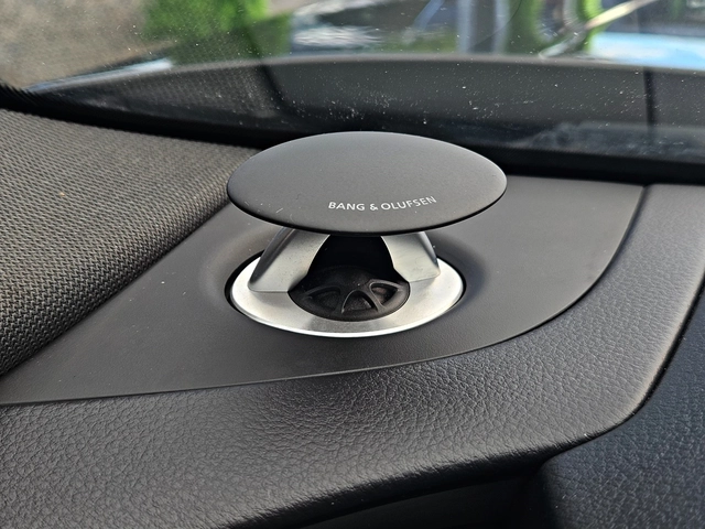 Audi A8 MATRIX/BANG&OLUFSEN/DISTR/360CAM/ПОДГР/CAR PLAY/LI - автомобили, коли, обяви за нови и употребявани 10