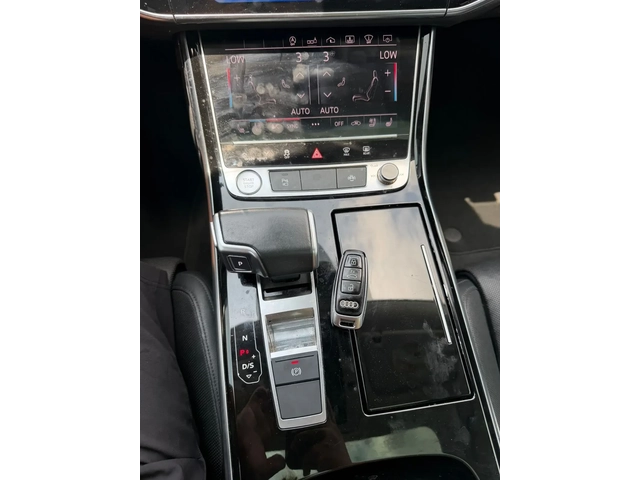 Audi A8 2020* 4.0T* МАСАЖ* ОБДУХ* 360* HUD* FULL MAXX - автомобили, коли, обяви за нови и употребявани 12