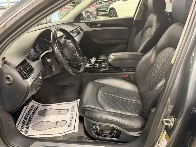 Audi A8 4.0T* V8* 450К.С+ * 360* HUD* ОБДУХ* ДИСТРОНИК - автомобили, коли, обяви за нови и употребявани 8