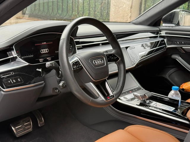 Audi A8 Гаранционен Реален пробег - автомобили, коли, обяви за нови и употребявани 8