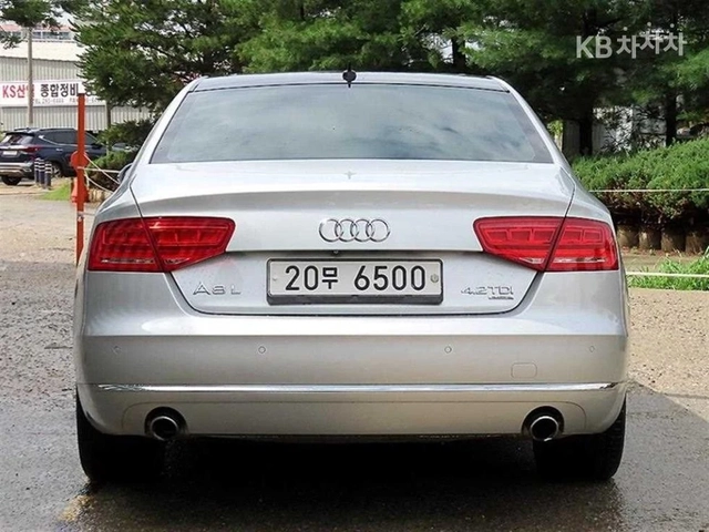 Audi A8 4.2TDI LWB * FIRST CLASS* EKPAHИ * КРАЙНА ЦЕНА* - автомобили, коли, обяви за нови и употребявани 3
