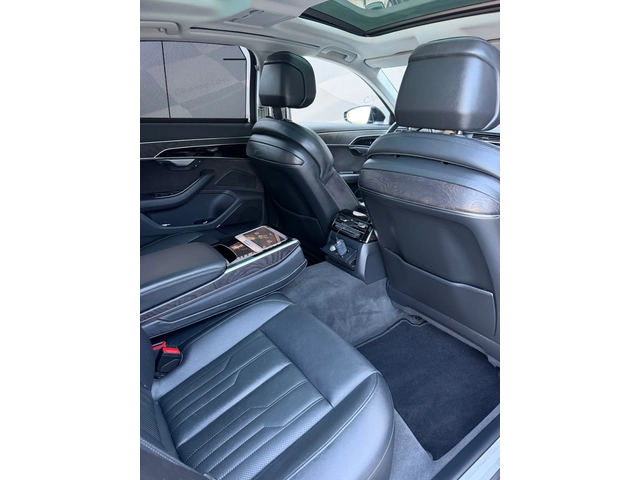 Audi A8 Бартер лизинг - автомобили, коли, обяви за нови и употребявани 11