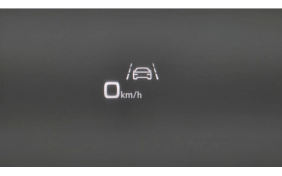Audi A8 - автомобили, коли, обяви за нови и употребявани 13