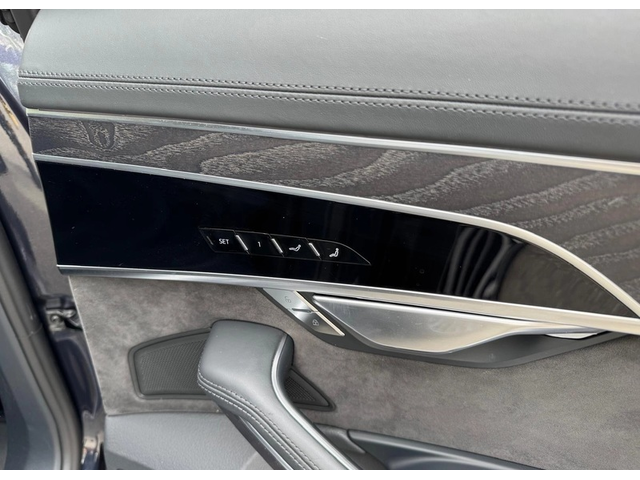 Audi A8 A8 3.0 50TDI Quattro Tiptronic - автомобили, коли, обяви за нови и употребявани 10