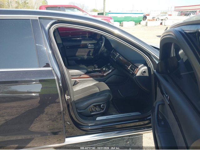 Audi A8 L 4.2L V-8 DI, DOHC, VVT, 372HP All Wheel Drive - автомобили, коли, обяви за нови и употребявани 4