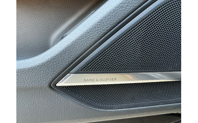 Audi A8 L ЛИЗИНГ* БАРТЕР 60TFSI 4.0T ELE HYBRID V8 FULL - автомобили, коли, обяви за нови и употребявани 19