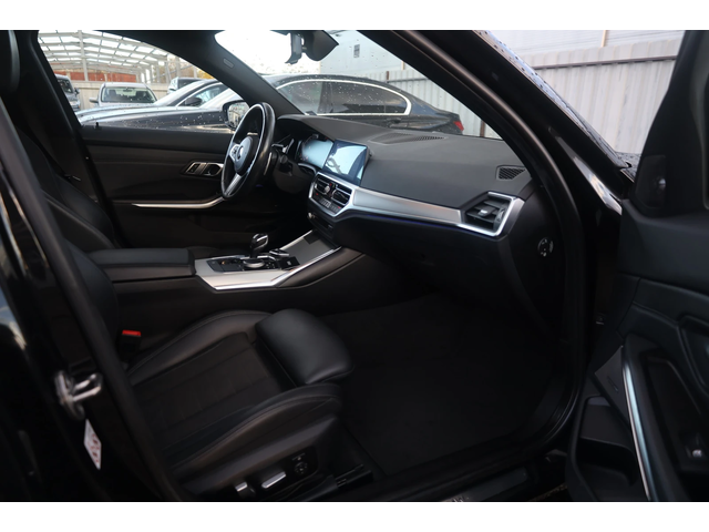 Audi A8 A8 - автомобили, коли, обяви за нови и употребявани 8