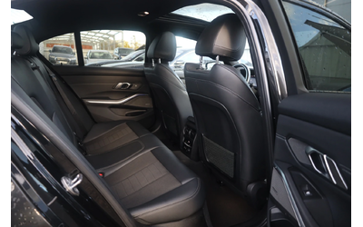 Audi A8 A8 - автомобили, коли, обяви за нови и употребявани 9
