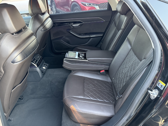 Audi A8 LONG* 5.0TDI* 2020г.* FULL MAX* 185.000KM* СЕРВИЗНА ИСТОРИЯ* - автомобили, коли, обяви за нови и употребявани 8
