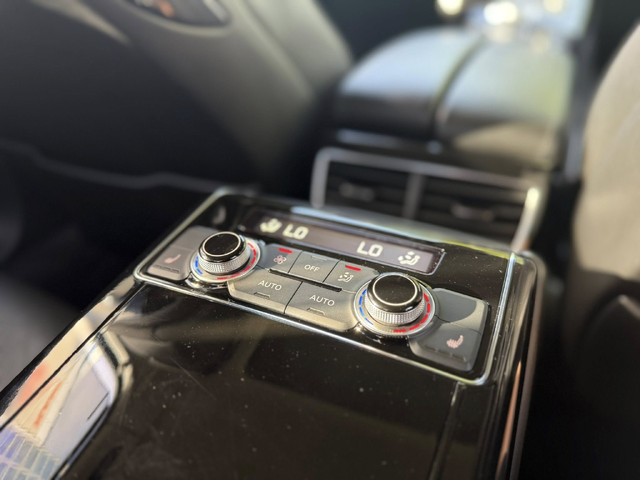 Audi A8 Matrix - автомобили, коли, обяви за нови и употребявани 11