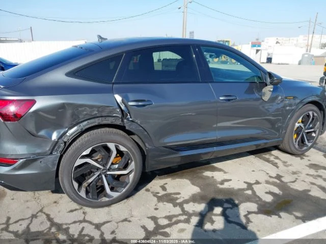Audi E-Tron SPORTBACK* PREMIUM PLUS* S LINE* QUATTRO* - автомобили, коли, обяви за нови и употребявани 5