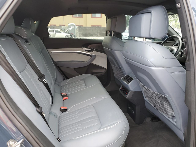 Audi E-Tron SPORTBACK PRESTIGE* АВТО КРЕДИТ - автомобили, коли, обяви за нови и употребявани 10